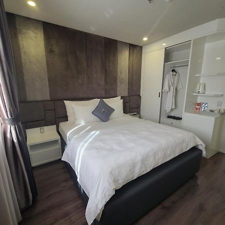 The Moon Hotel 3 Ho Chi Minh-stad Buitenkant foto
